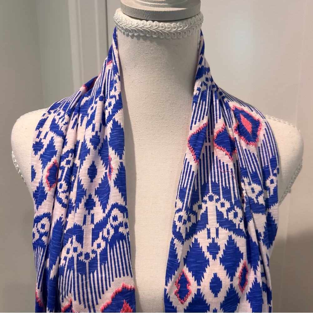 Mim-Pi Lightweight Scarf - Picture 2 of 9